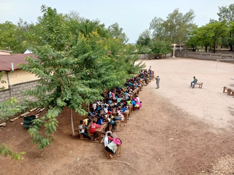Grossesses en milieu scolaire